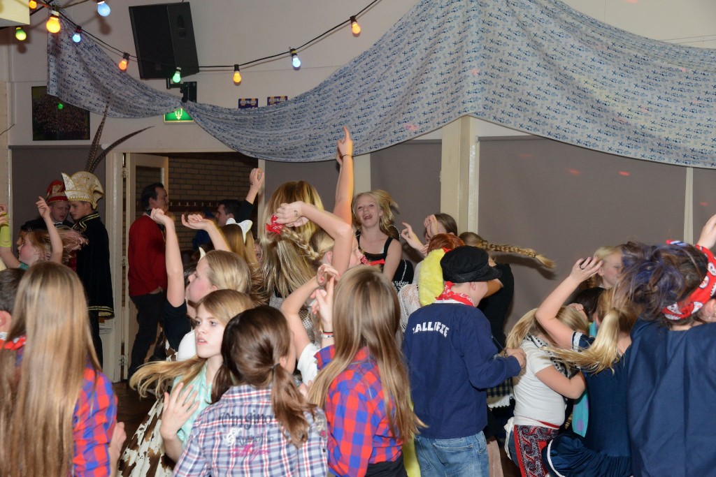 ../Images/Jeugddisco Beestenboel 121.jpg